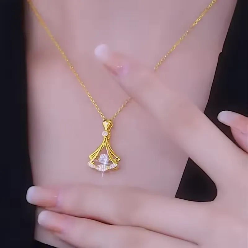 Elegant Gold Plated Fan Necklace with Sparkling Crystals – Fashion Pendant Jewelry