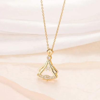 Elegant Gold Plated Fan Necklace with Sparkling Crystals – Fashion Pendant Jewelry